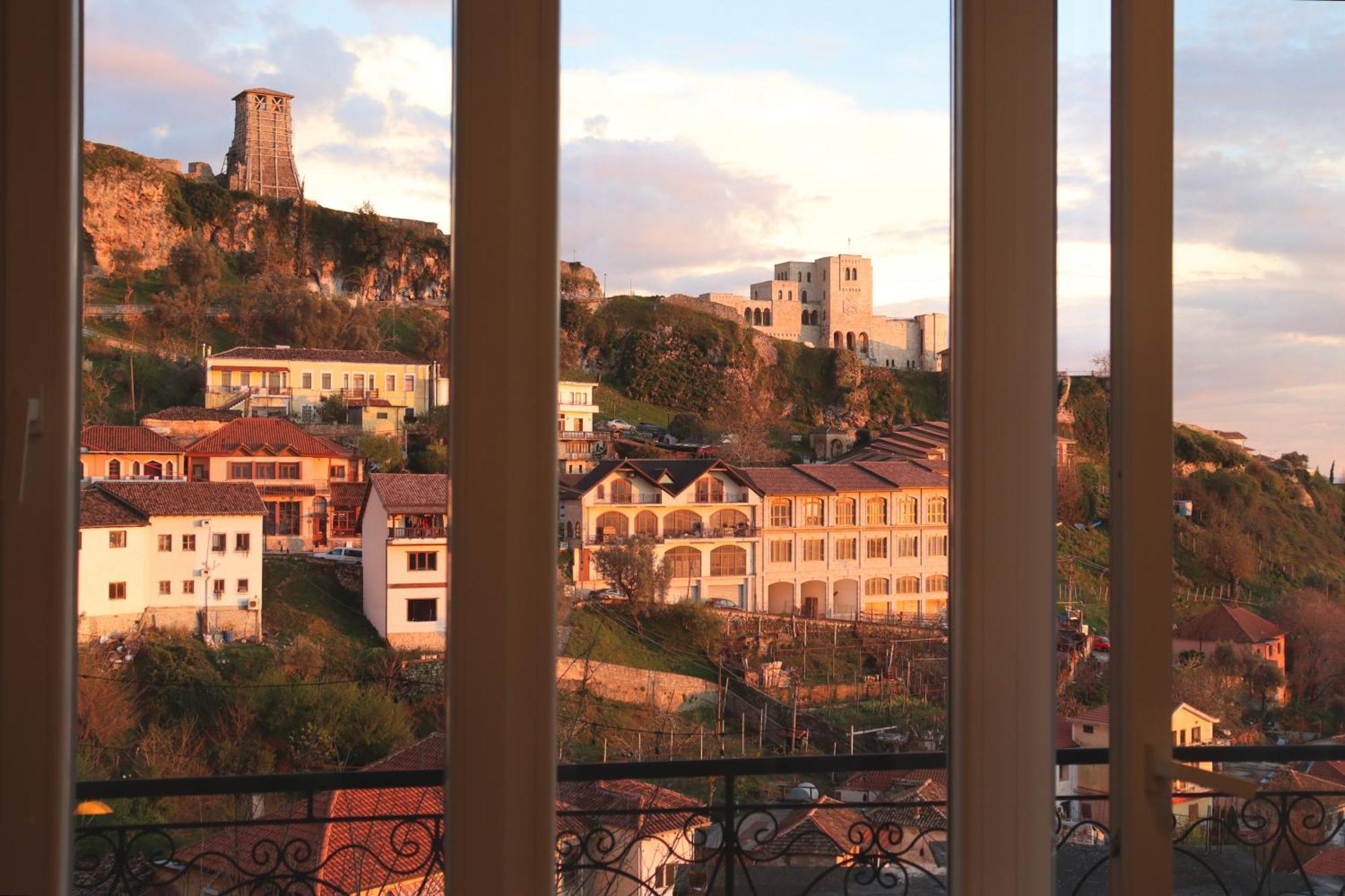 Pisha Panoramic Rooms Kruje Bagian luar foto